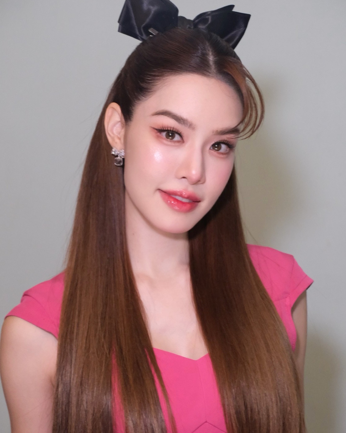 เกรซ - กาญจน์เกล้า ด้วยเศียรเกล้า