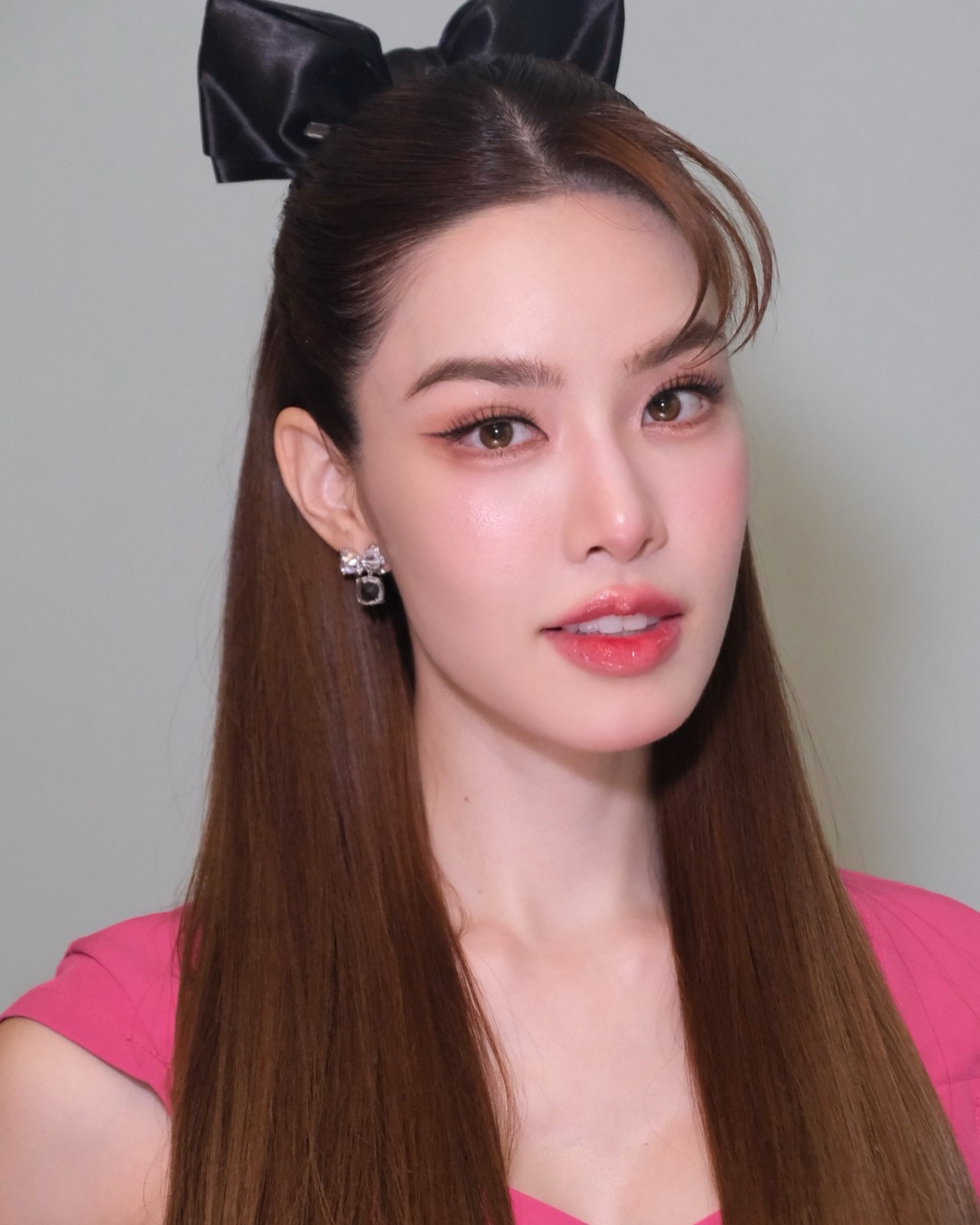 เกรซ - กาญจน์เกล้า ด้วยเศียรเกล้า
