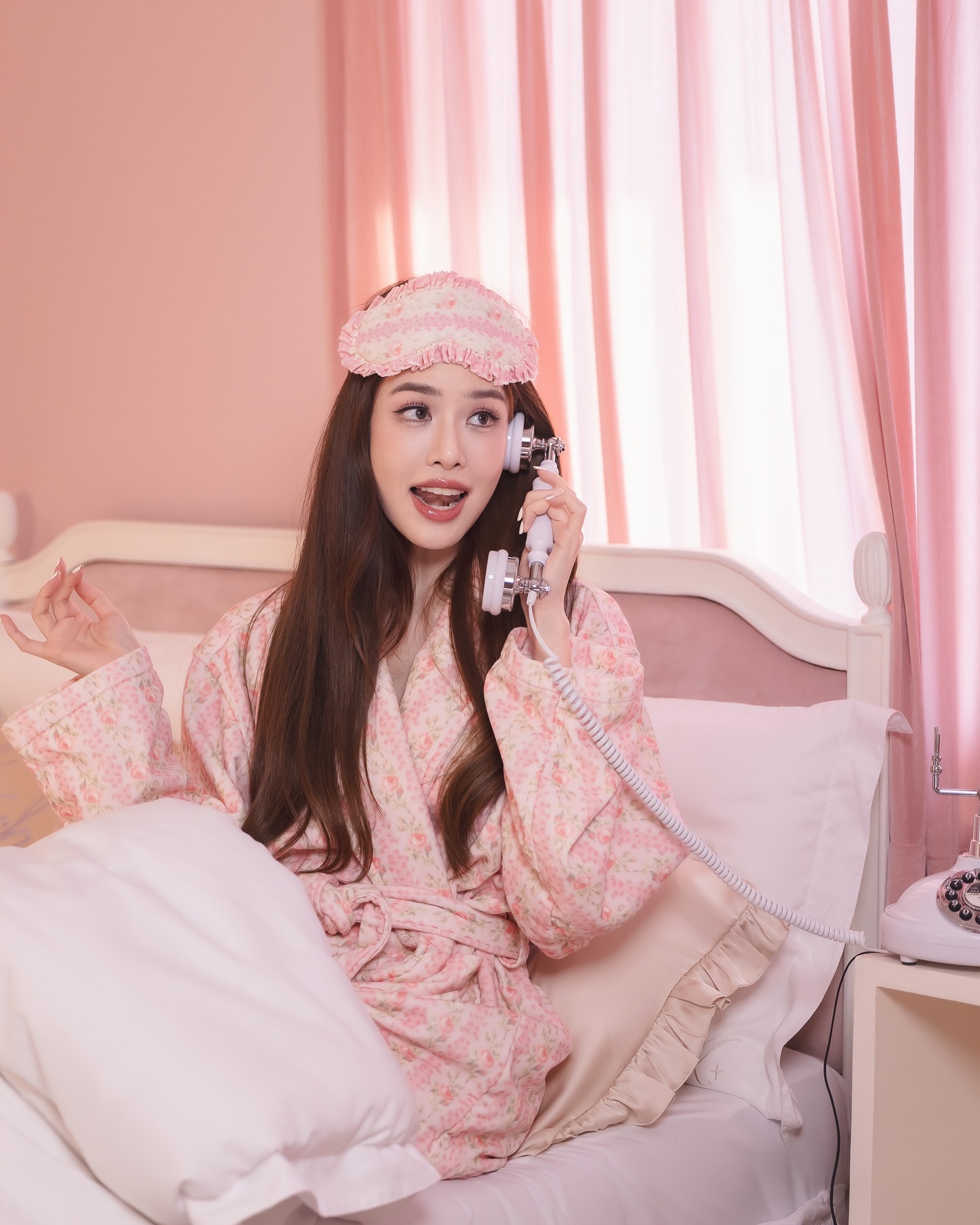 เกรซ - กาญจน์เกล้า ด้วยเศียรเกล้า