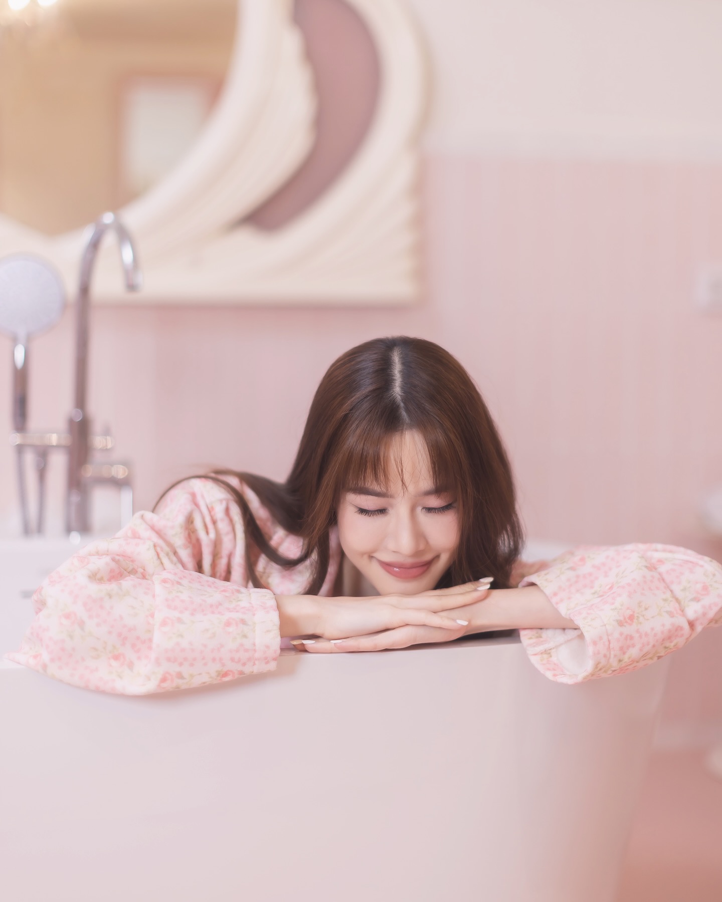 เกรซ - กาญจน์เกล้า ด้วยเศียรเกล้า