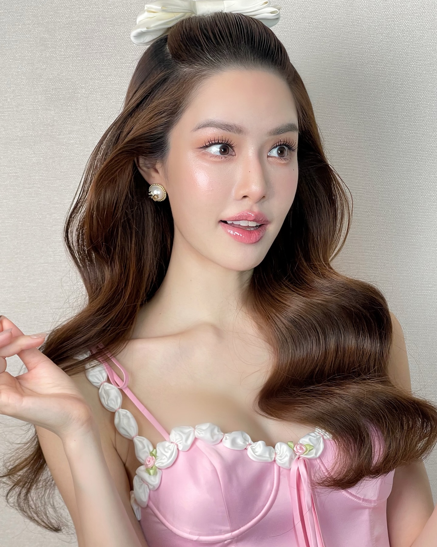 เกรซ - กาญจน์เกล้า ด้วยเศียรเกล้า