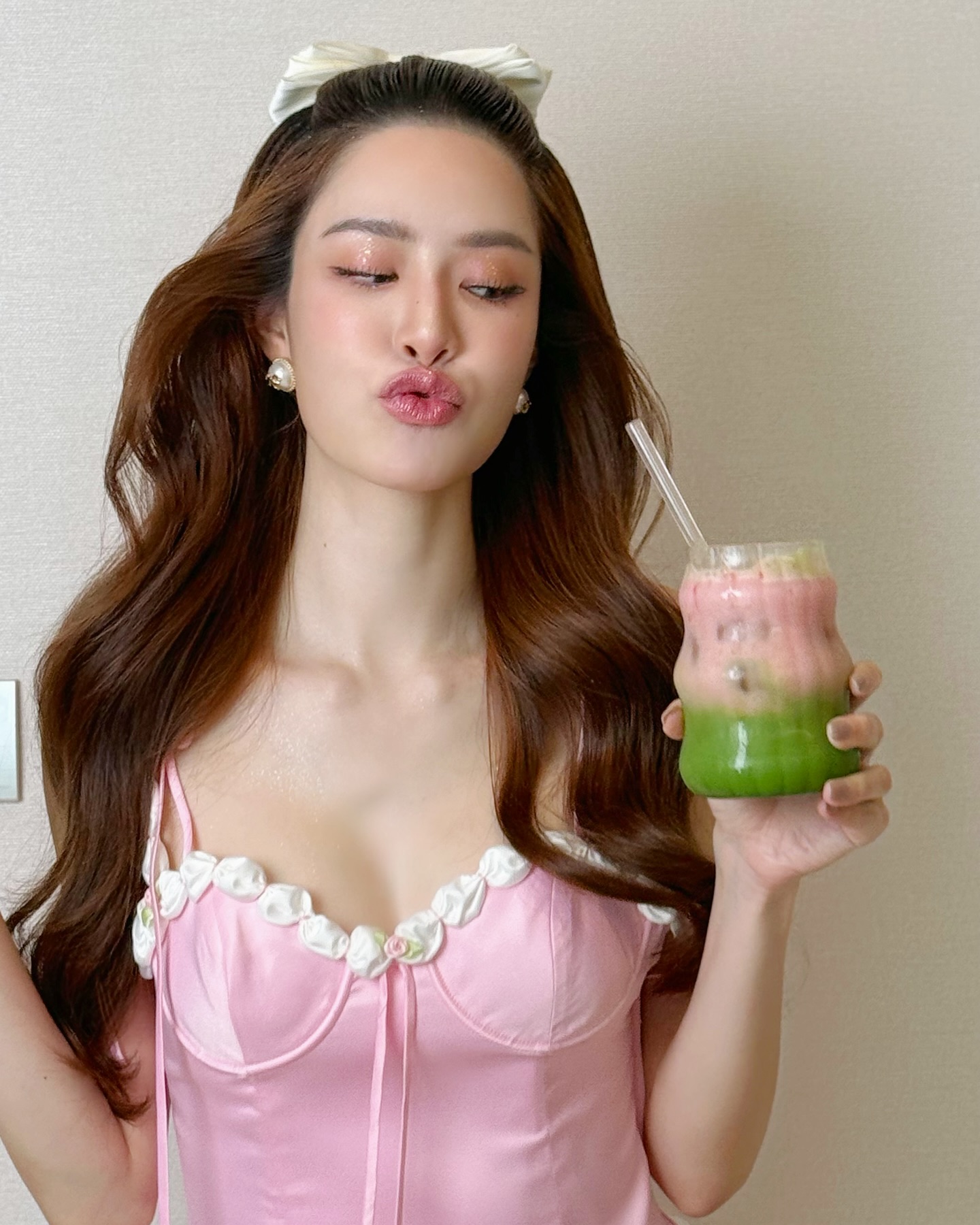 เกรซ - กาญจน์เกล้า ด้วยเศียรเกล้า