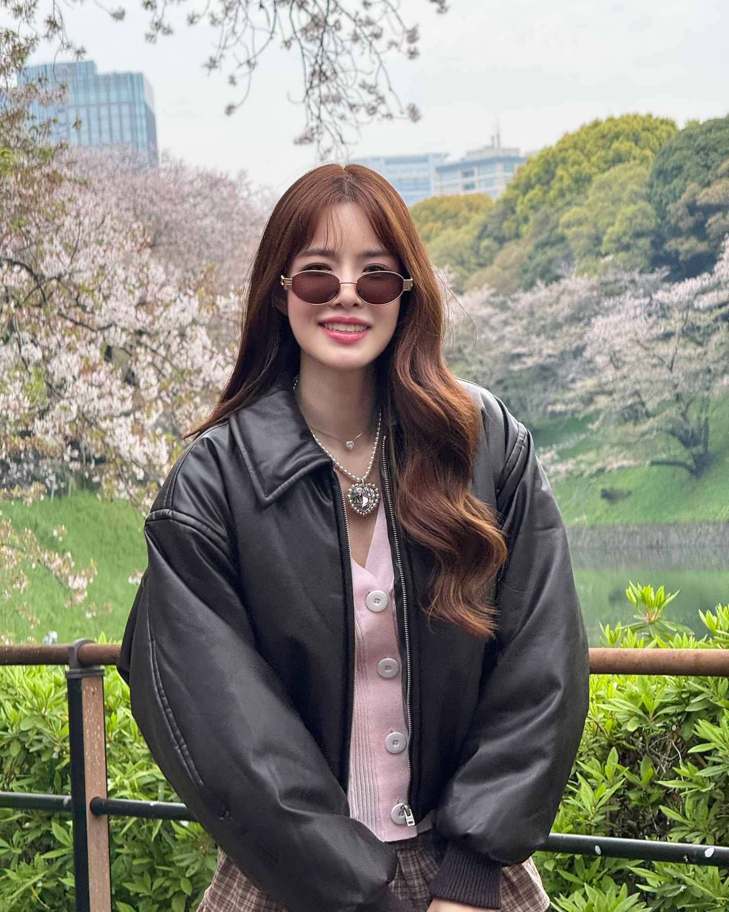 เกรซ - กาญจน์เกล้า ด้วยเศียรเกล้า