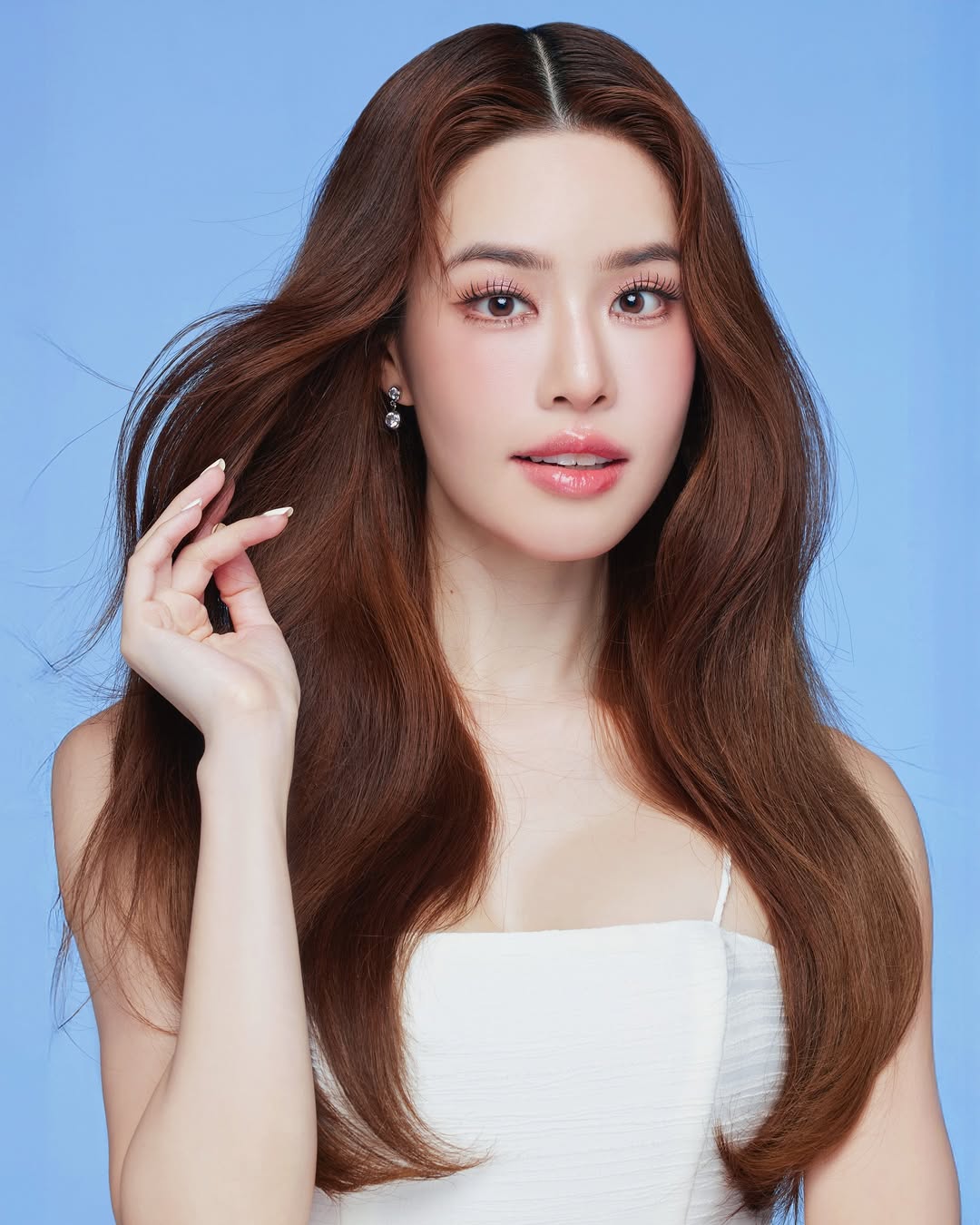 เกรซ - กาญจน์เกล้า ด้วยเศียรเกล้า