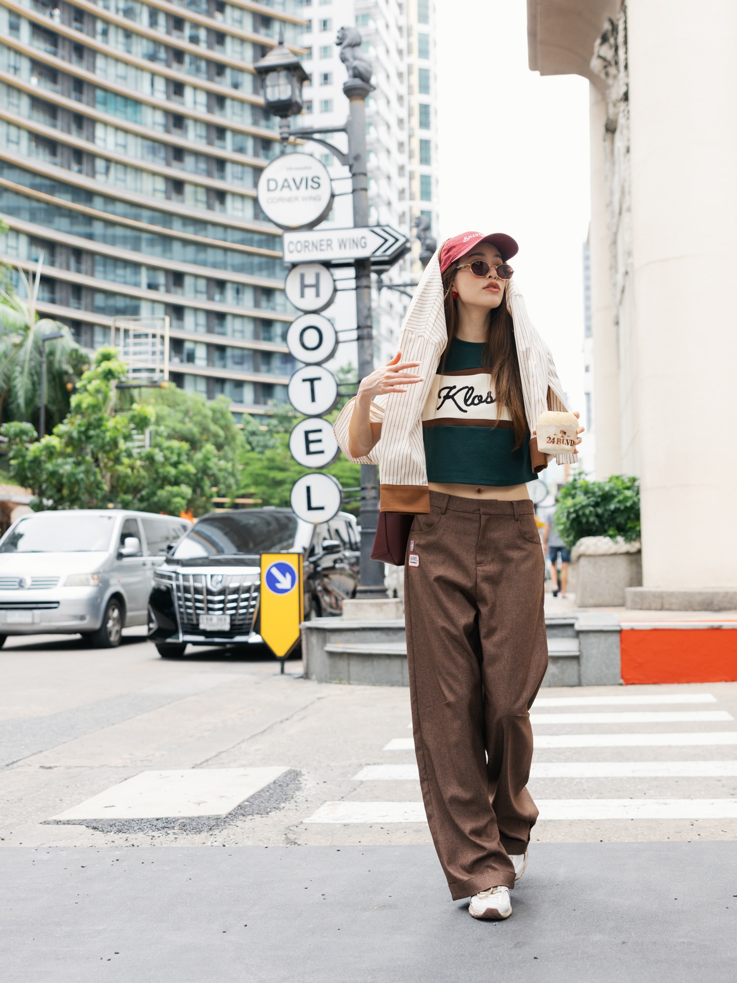 เกรซ - กาญจน์เกล้า ด้วยเศียรเกล้า