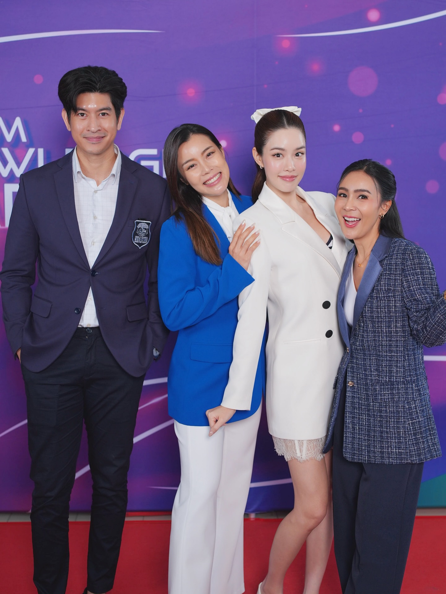 เกรซ - กาญจน์เกล้า ด้วยเศียรเกล้า