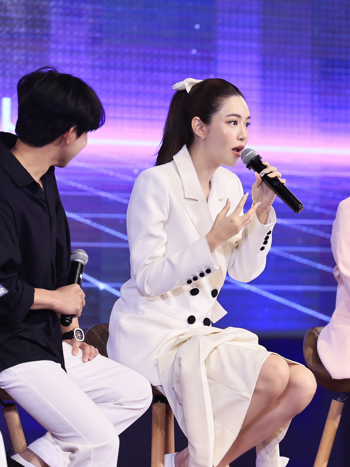 เกรซ - กาญจน์เกล้า ด้วยเศียรเกล้า