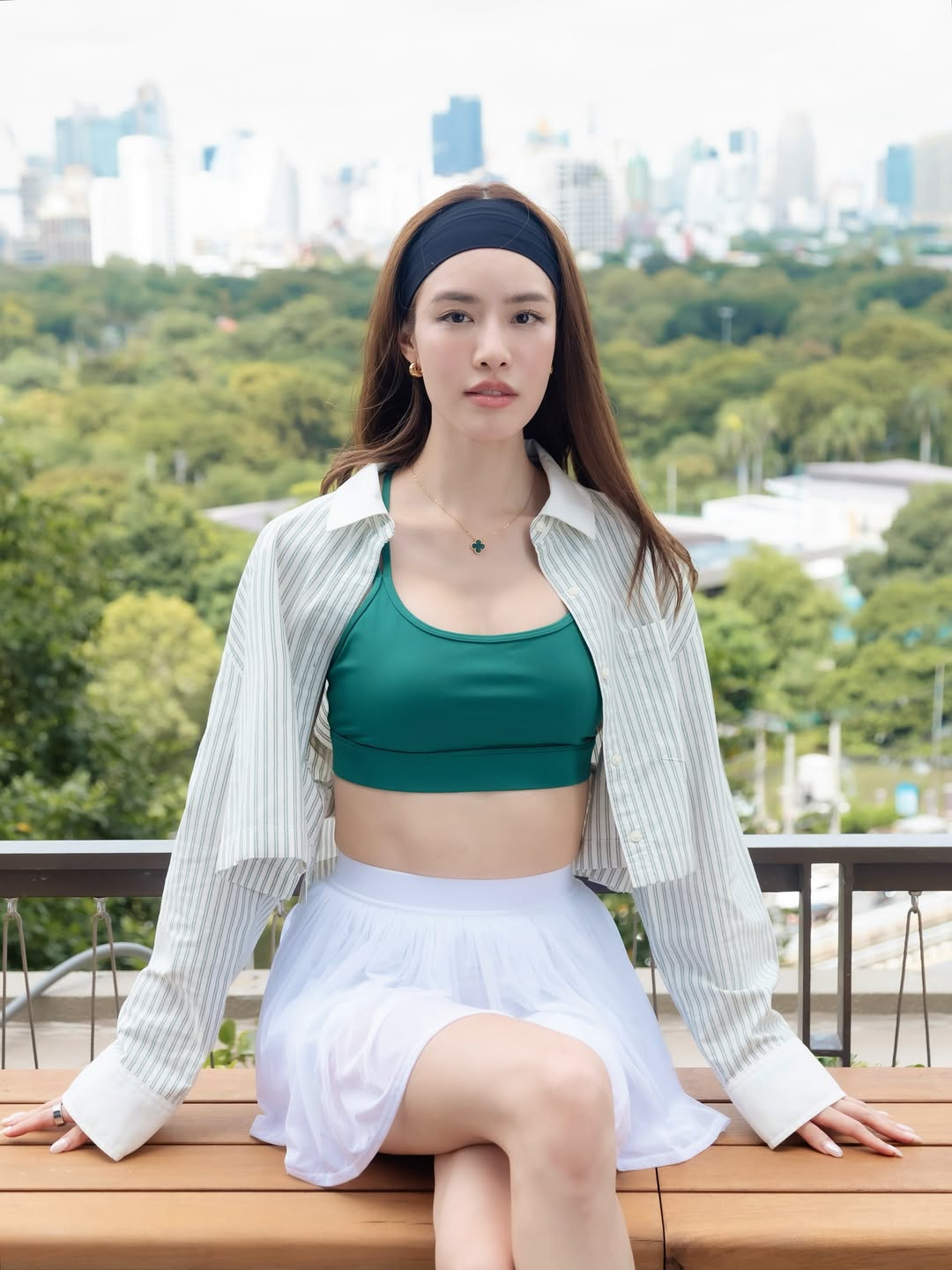 เกรซ - กาญจน์เกล้า ด้วยเศียรเกล้า