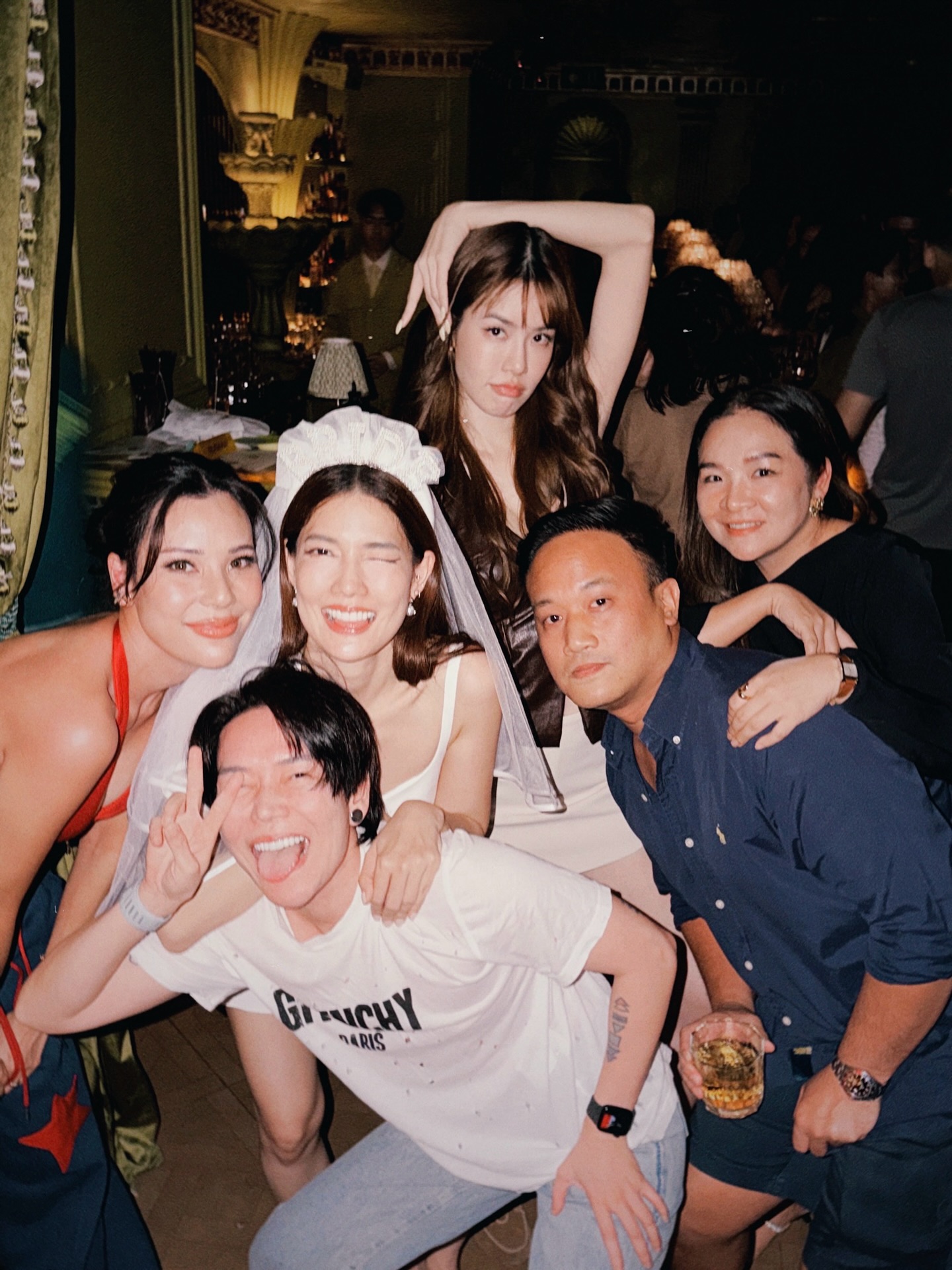เกรซ - กาญจน์เกล้า ด้วยเศียรเกล้า