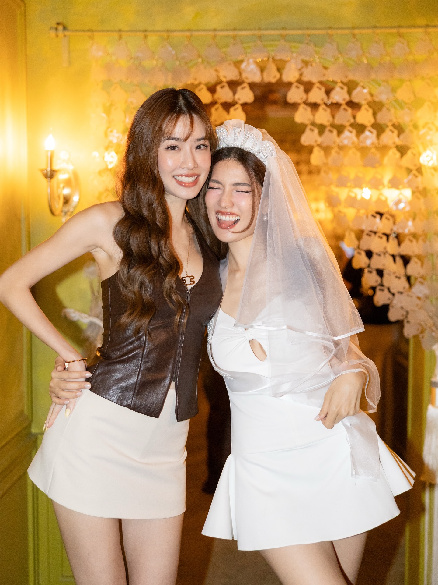 เกรซ - กาญจน์เกล้า ด้วยเศียรเกล้า