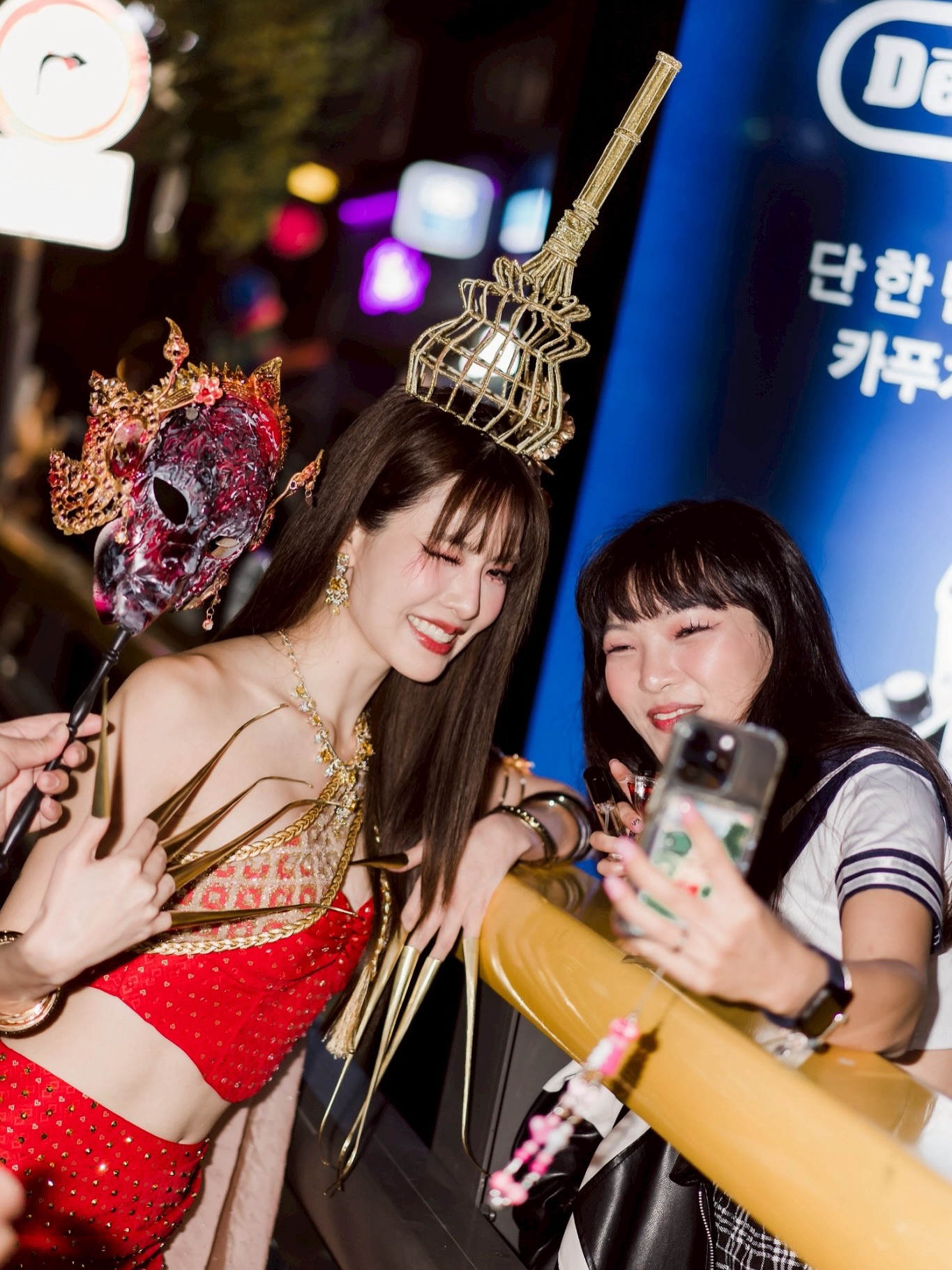 เกรซ - กาญจน์เกล้า ด้วยเศียรเกล้า