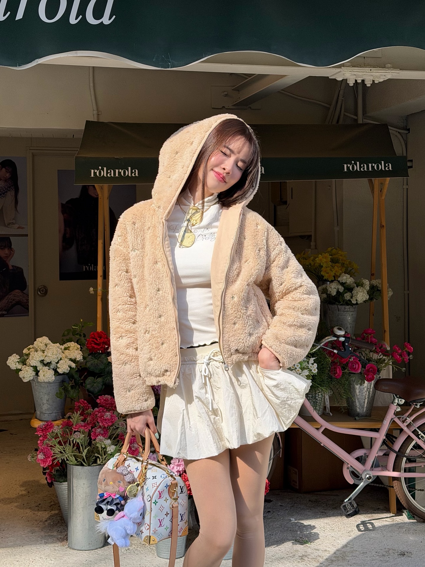 เกรซ - กาญจน์เกล้า ด้วยเศียรเกล้า