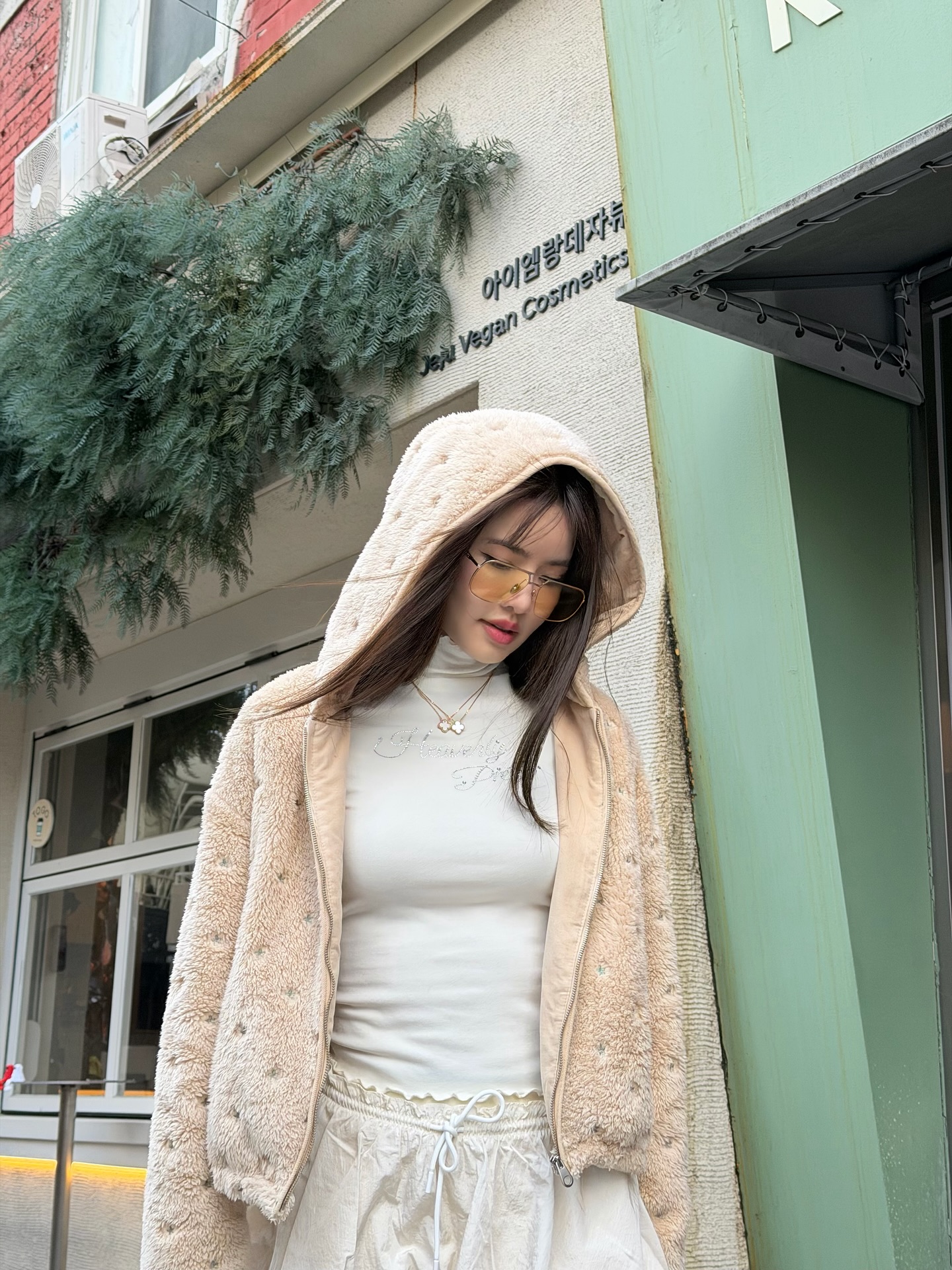 เกรซ - กาญจน์เกล้า ด้วยเศียรเกล้า