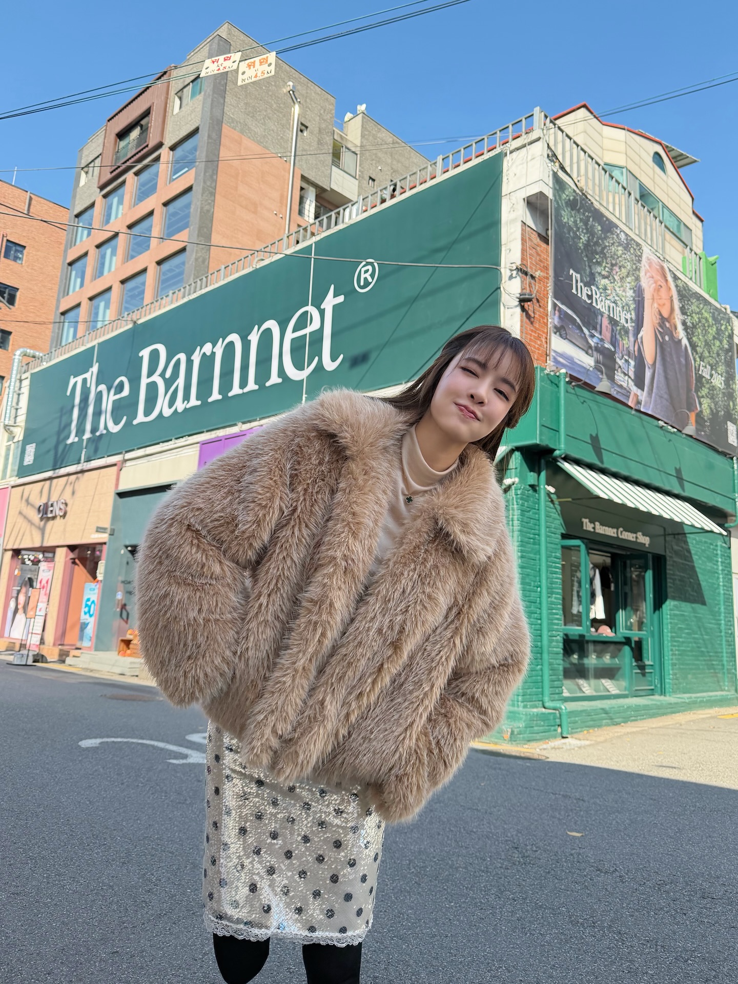 เกรซ - กาญจน์เกล้า ด้วยเศียรเกล้า