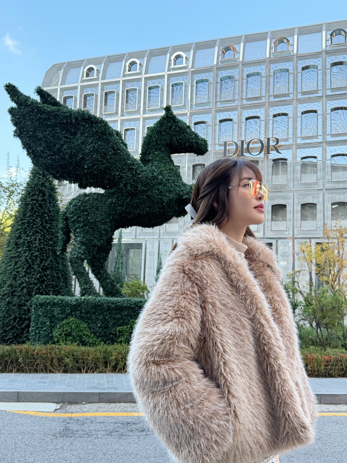 เกรซ - กาญจน์เกล้า ด้วยเศียรเกล้า