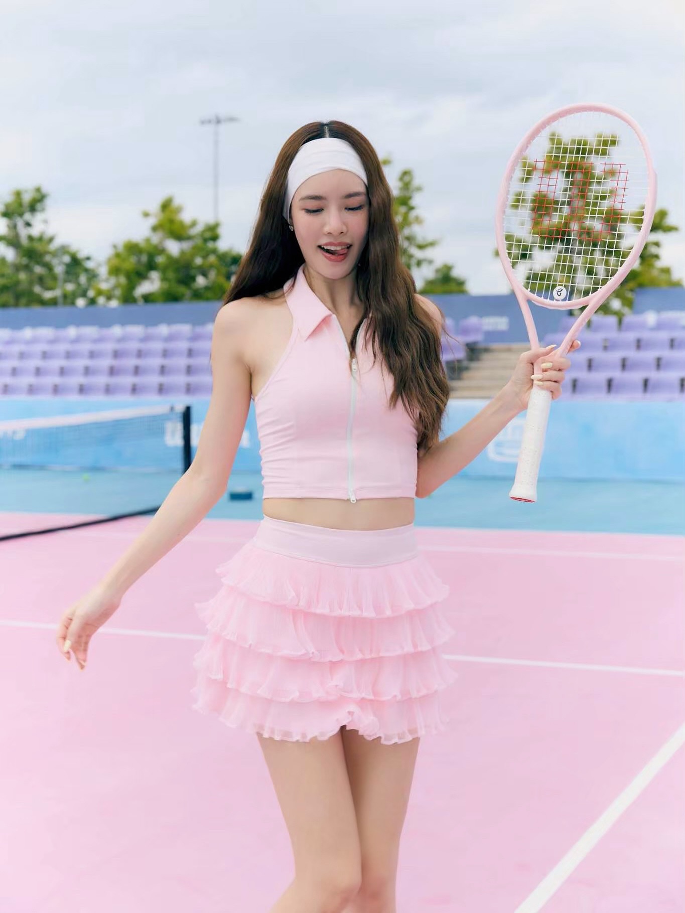 เกรซ - กาญจน์เกล้า ด้วยเศียรเกล้า