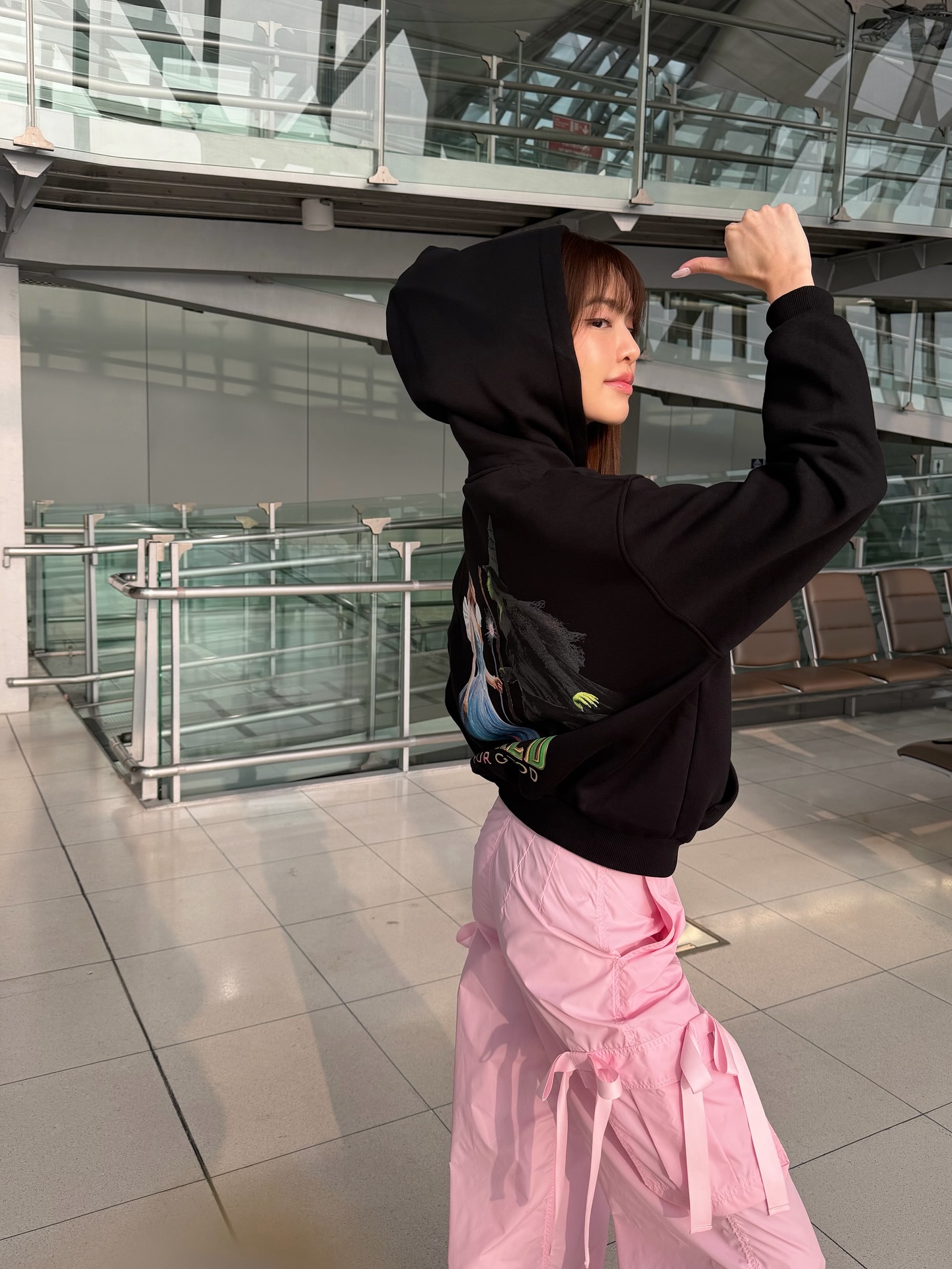 เกรซ - กาญจน์เกล้า ด้วยเศียรเกล้า