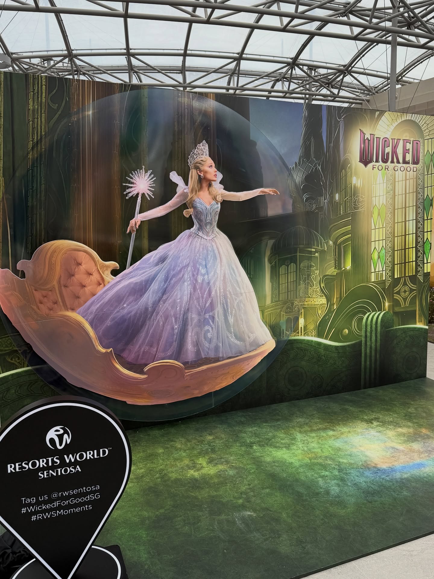 เกรซ - กาญจน์เกล้า ด้วยเศียรเกล้า