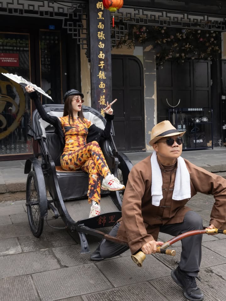 เกรซ - กาญจน์เกล้า ด้วยเศียรเกล้า