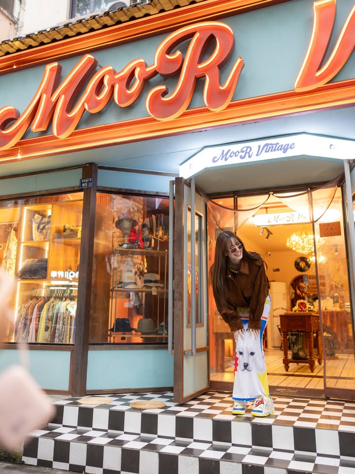 เกรซ - กาญจน์เกล้า ด้วยเศียรเกล้า