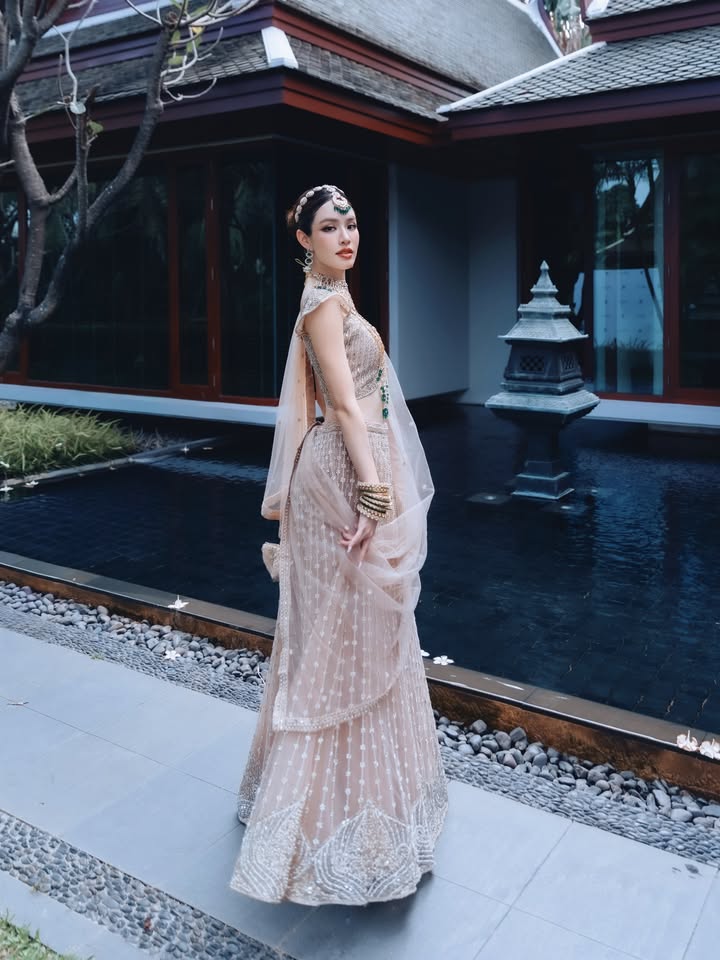 เกรซ - กาญจน์เกล้า ด้วยเศียรเกล้า