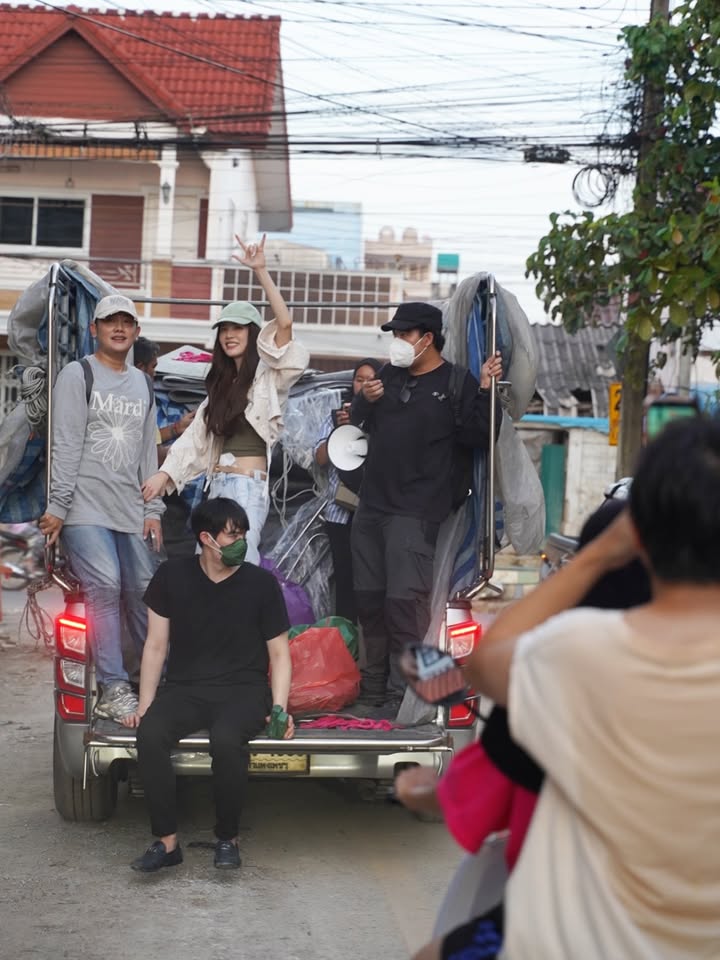 เกรซ - กาญจน์เกล้า ด้วยเศียรเกล้า