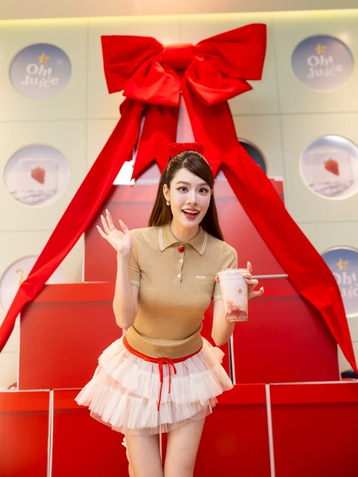 เกรซ - กาญจน์เกล้า ด้วยเศียรเกล้า