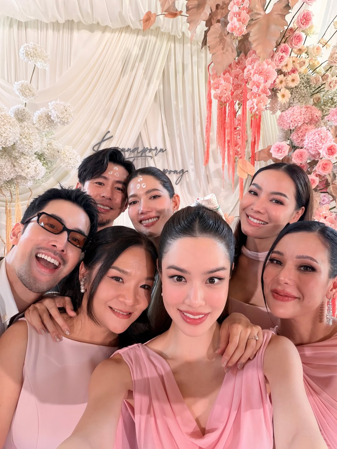 เกรซ - กาญจน์เกล้า ด้วยเศียรเกล้า