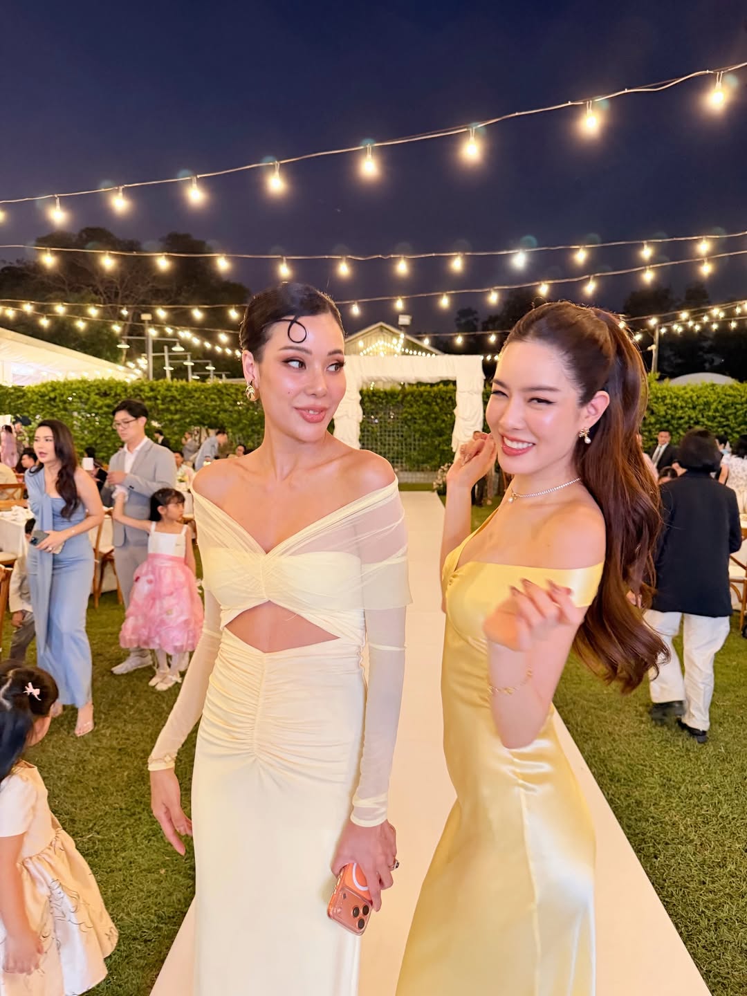 เกรซ - กาญจน์เกล้า ด้วยเศียรเกล้า