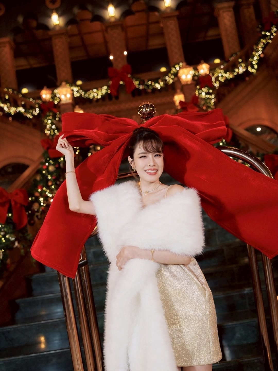 เกรซ - กาญจน์เกล้า ด้วยเศียรเกล้า