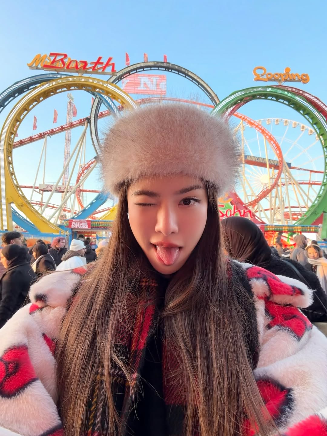 เกรซ - กาญจน์เกล้า ด้วยเศียรเกล้า