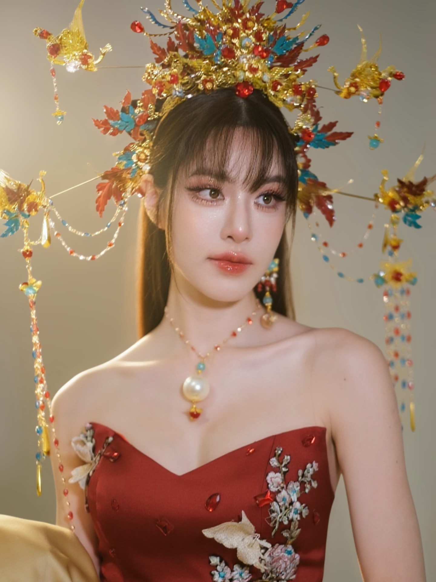 เกรซ - กาญจน์เกล้า ด้วยเศียรเกล้า