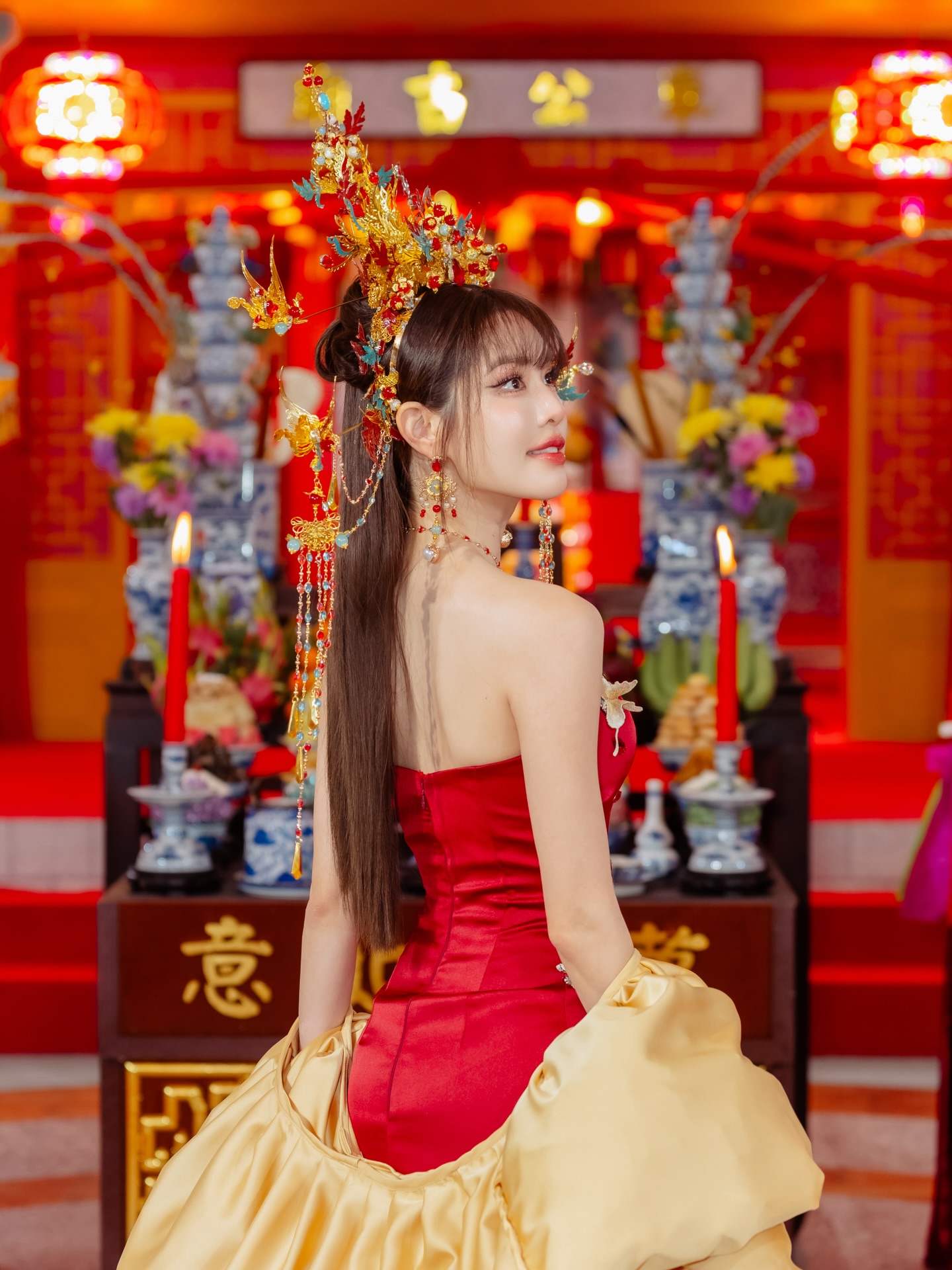 เกรซ - กาญจน์เกล้า ด้วยเศียรเกล้า