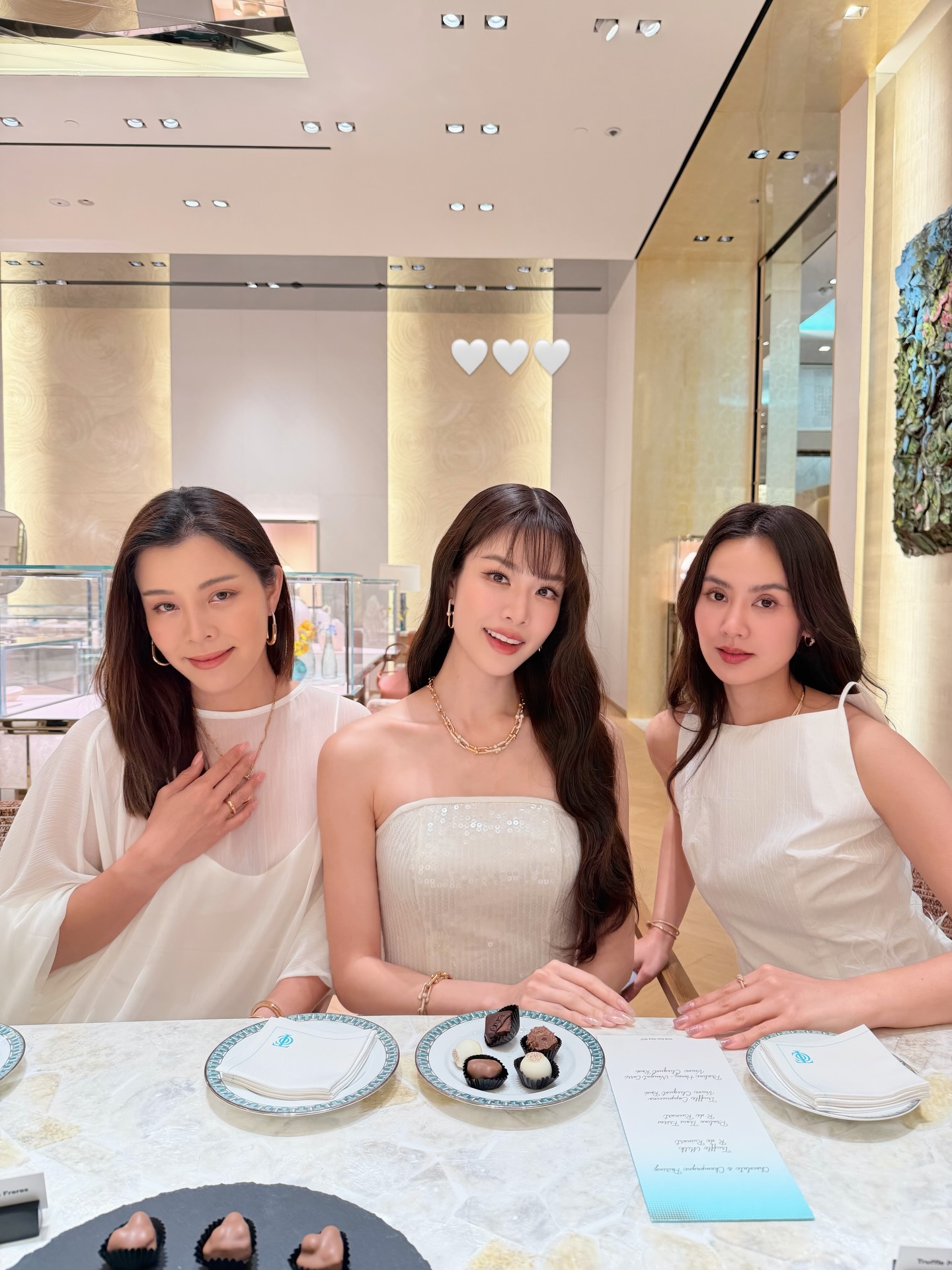 เกรซ - กาญจน์เกล้า ด้วยเศียรเกล้า