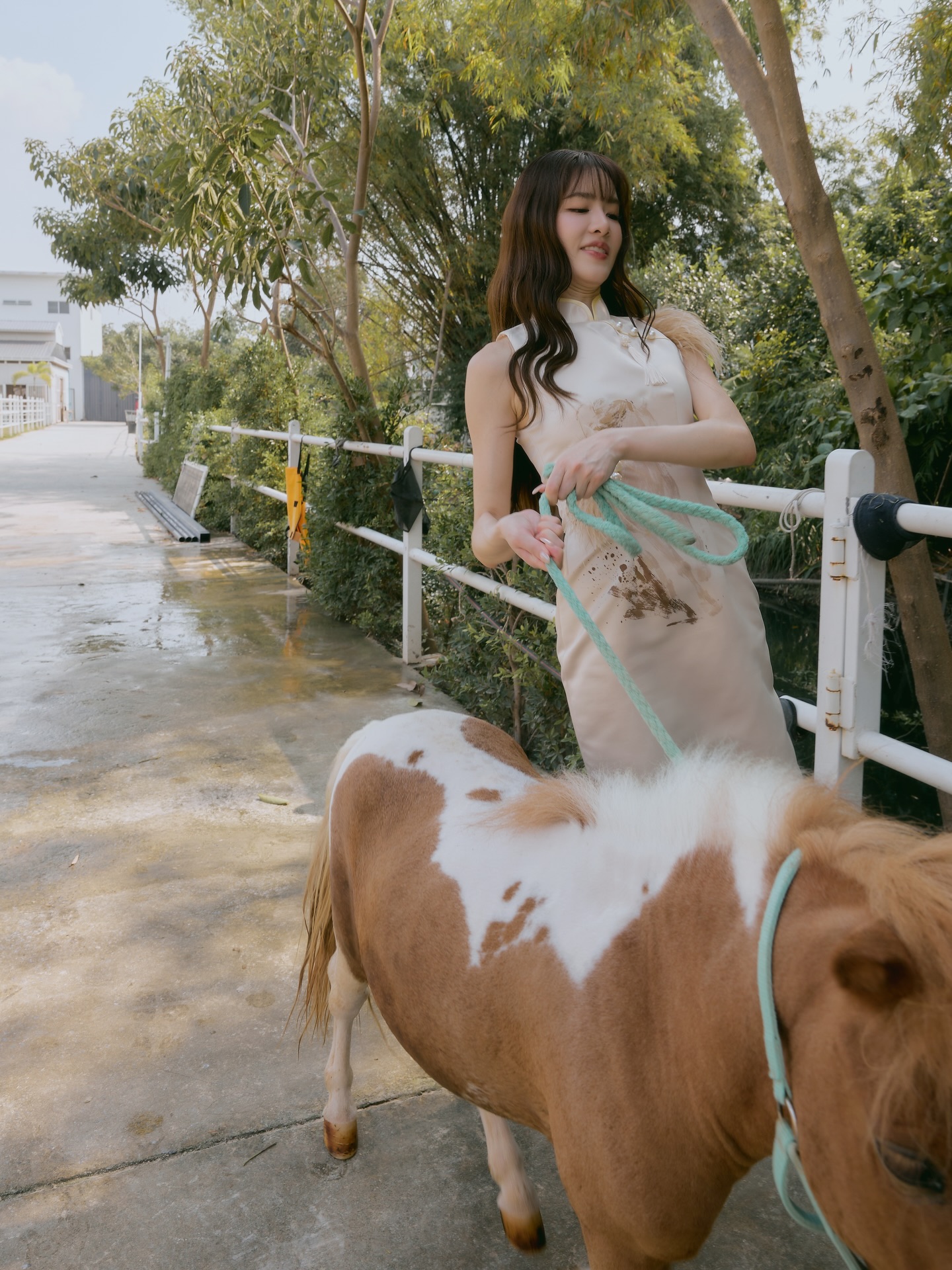 เกรซ - กาญจน์เกล้า ด้วยเศียรเกล้า