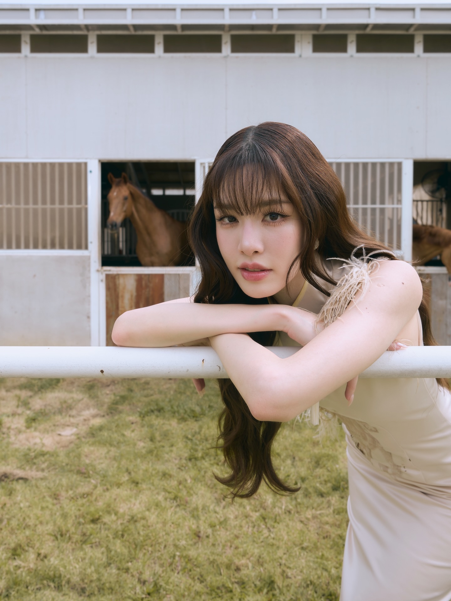 เกรซ - กาญจน์เกล้า ด้วยเศียรเกล้า