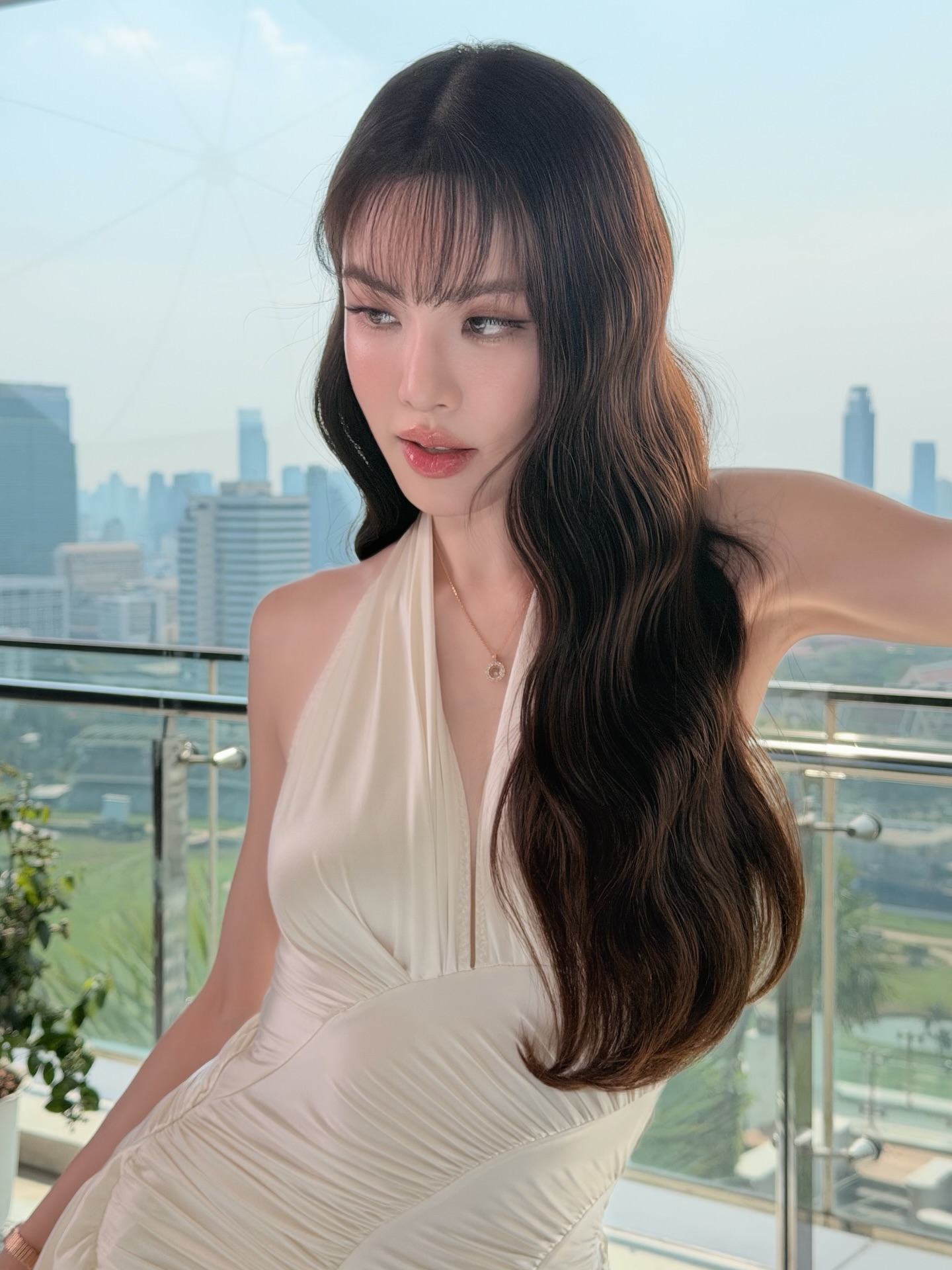 เกรซ - กาญจน์เกล้า ด้วยเศียรเกล้า