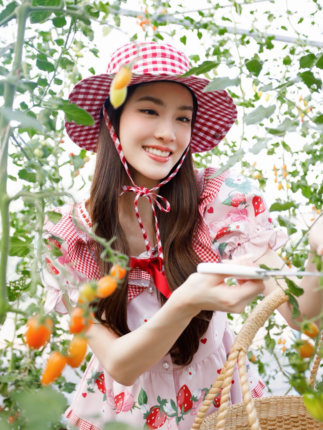 เกรซ - กาญจน์เกล้า ด้วยเศียรเกล้า