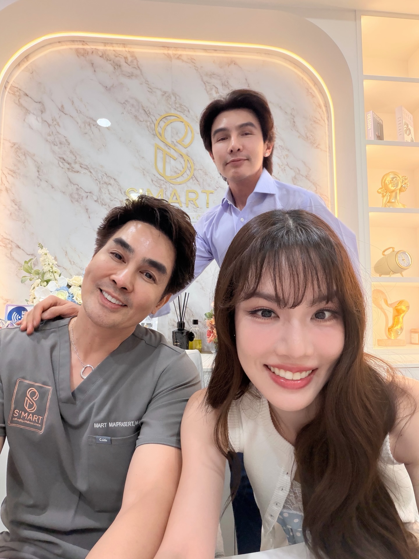 เกรซ - กาญจน์เกล้า ด้วยเศียรเกล้า