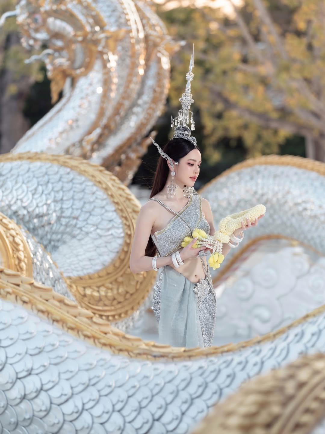 เกรซ - กาญจน์เกล้า ด้วยเศียรเกล้า