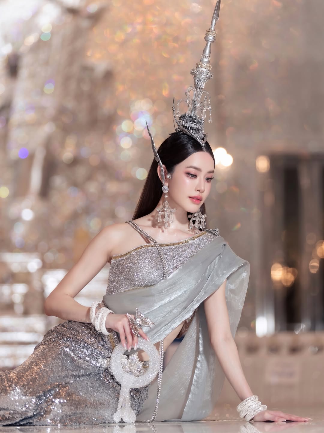 เกรซ - กาญจน์เกล้า ด้วยเศียรเกล้า