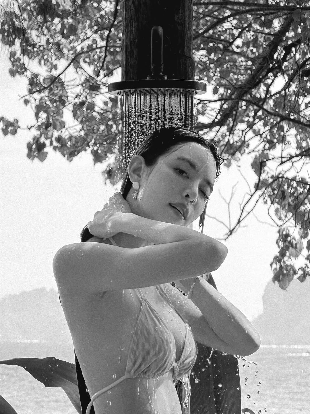 เกรซ - กาญจน์เกล้า ด้วยเศียรเกล้า