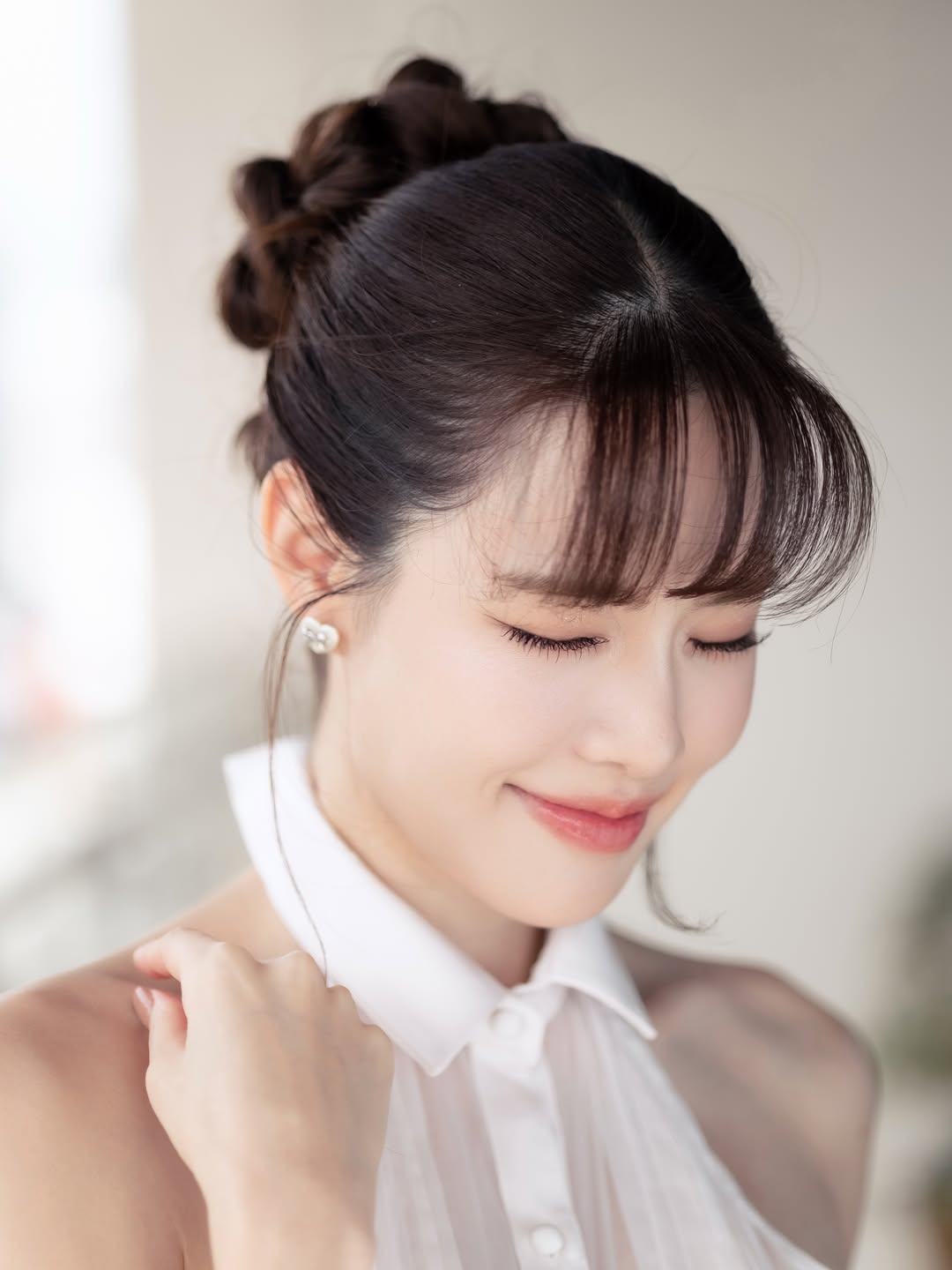 เกรซ - กาญจน์เกล้า ด้วยเศียรเกล้า