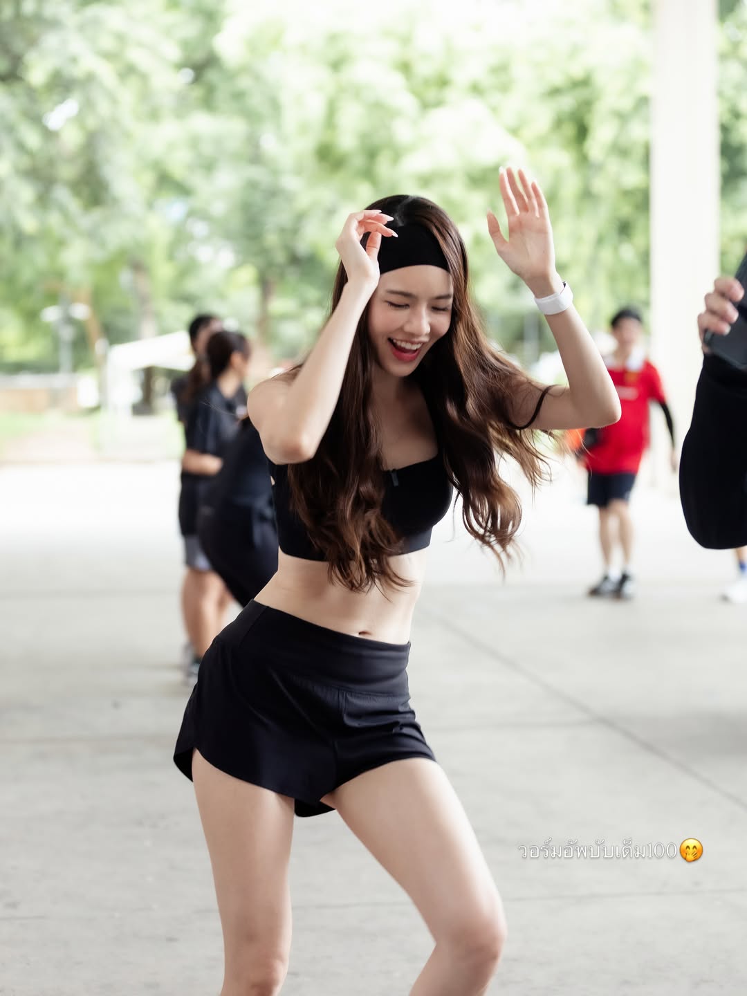 เกรซ - กาญจน์เกล้า ด้วยเศียรเกล้า