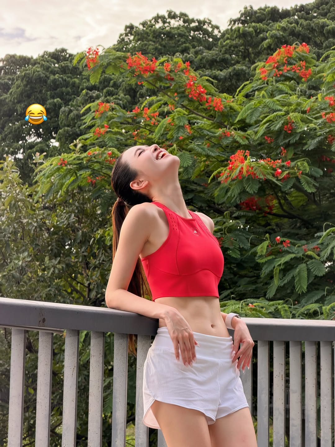 เกรซ - กาญจน์เกล้า ด้วยเศียรเกล้า