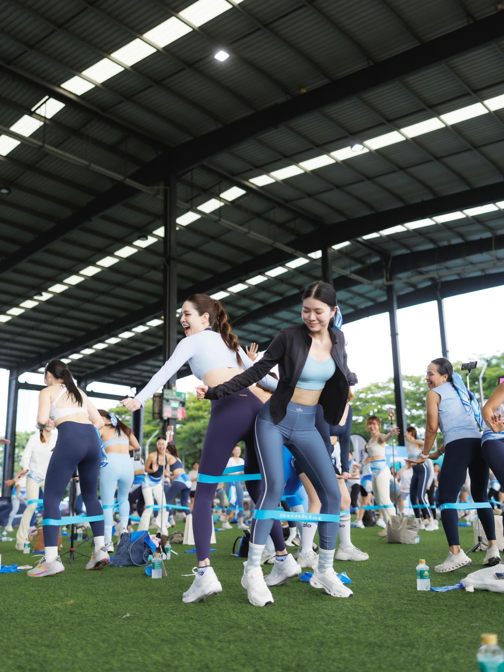 เกรซ - กาญจน์เกล้า ด้วยเศียรเกล้า