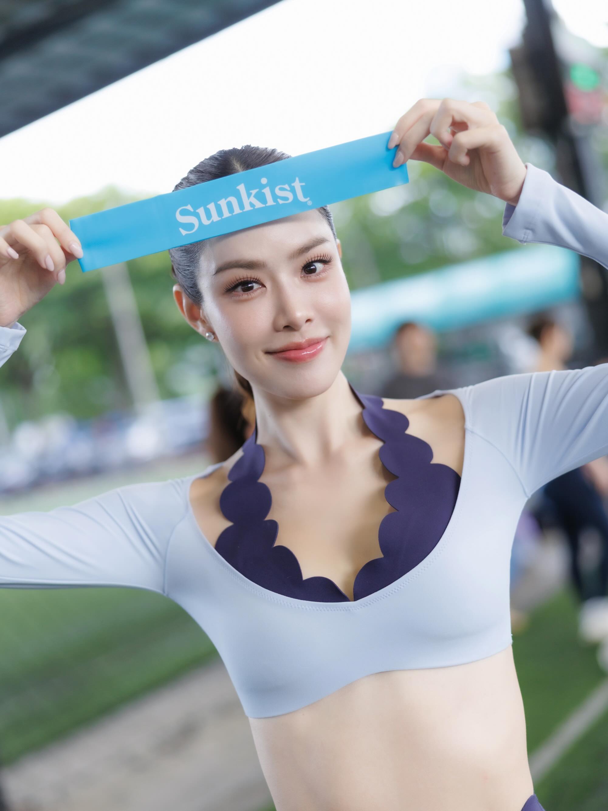 เกรซ - กาญจน์เกล้า ด้วยเศียรเกล้า