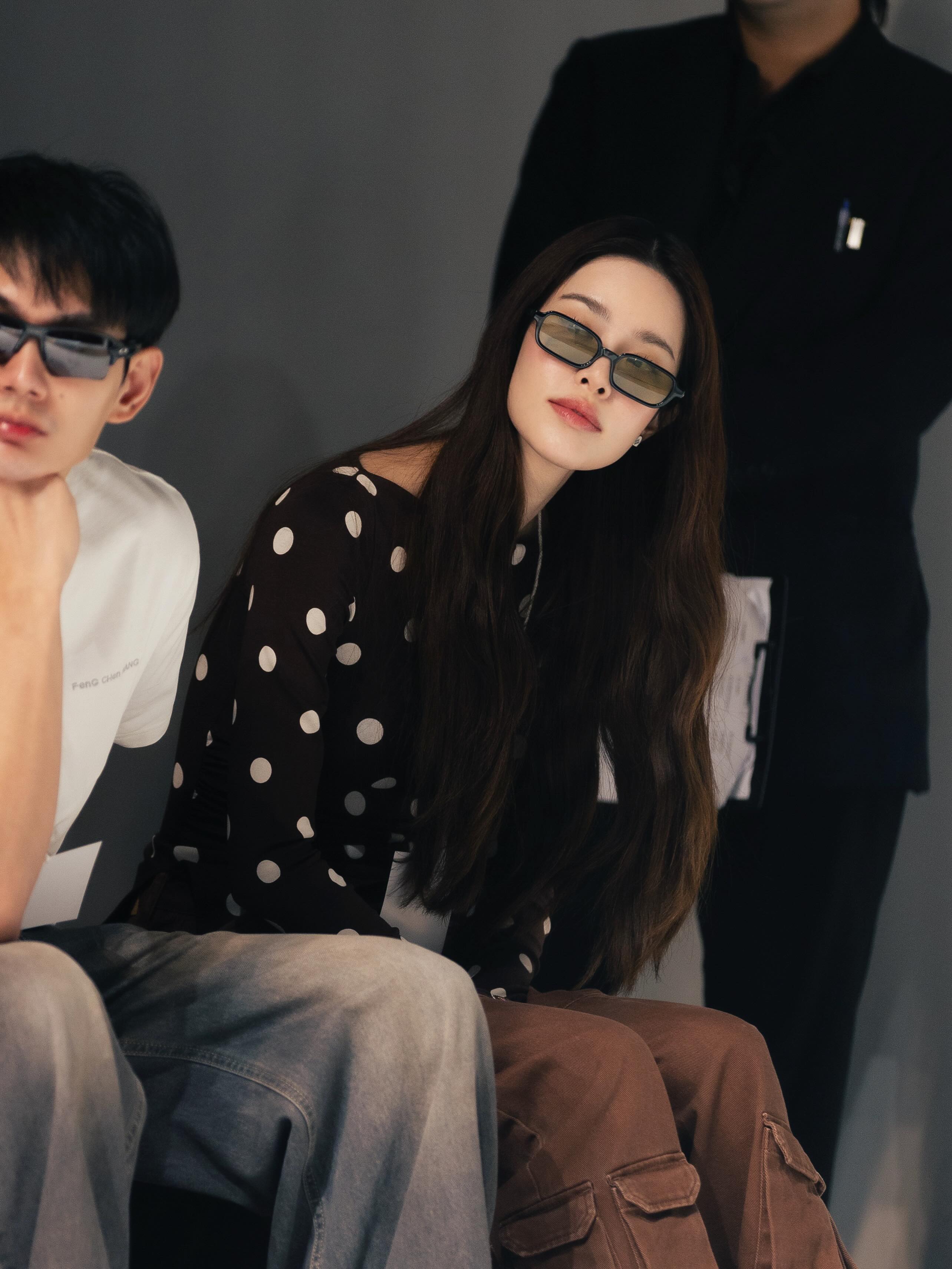 เกรซ - กาญจน์เกล้า ด้วยเศียรเกล้า