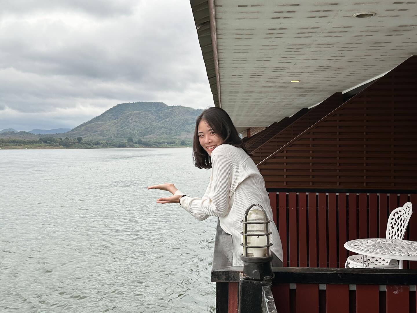 อิมเมจ - สุธิตา ชนะชัยสุวรรณ