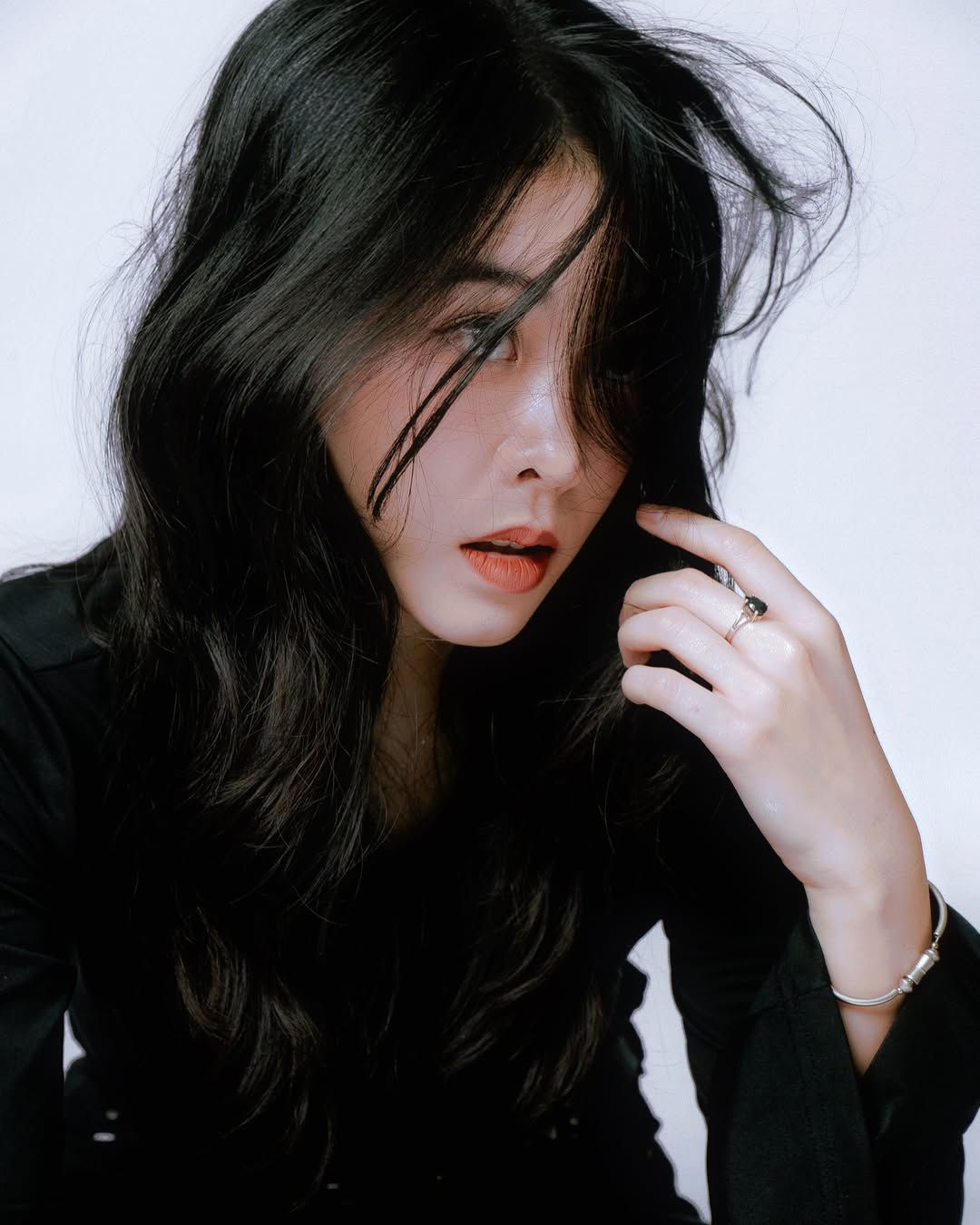 อิมเมจ - สุธิตา ชนะชัยสุวรรณ